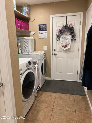 1655 W Sauvignon Drive, Tucson, AZ 85746