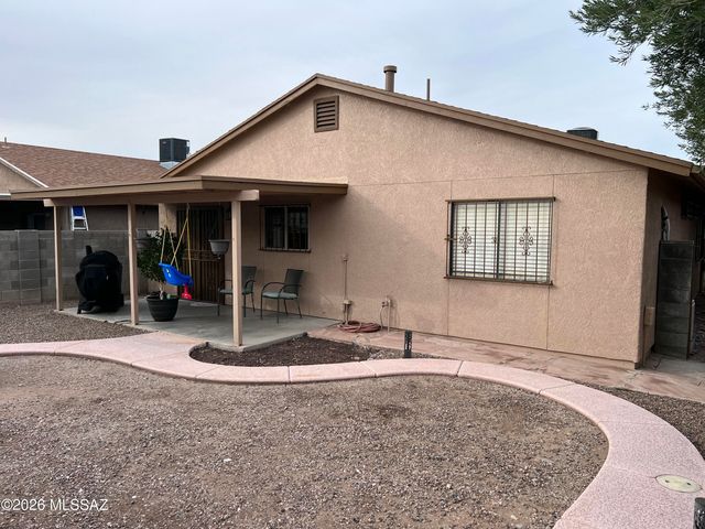 1655 W Sauvignon Drive, Tucson, AZ 85746