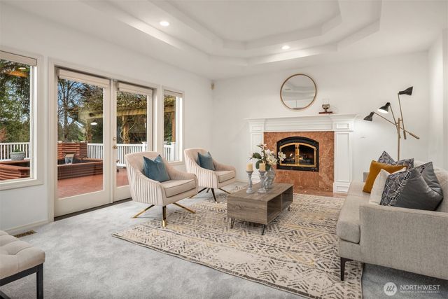 8550 NE 28th Street, Hunts Point, WA 98004