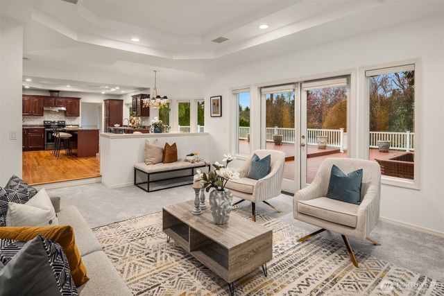 8550 NE 28th Street, Hunts Point, WA 98004