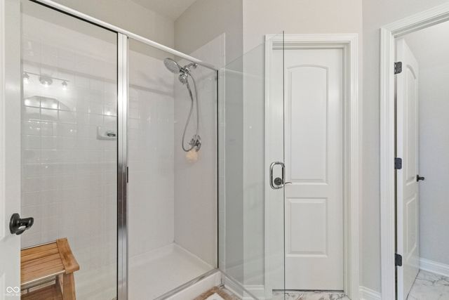 6691 Beekman Place B, Zionsville, IN 46077