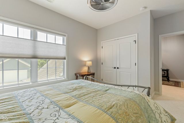 6691 Beekman Place B, Zionsville, IN 46077