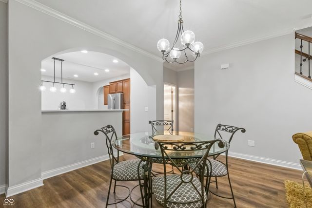 6691 Beekman Place B, Zionsville, IN 46077