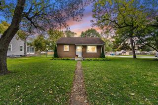 221 Cedar Street, Crown Point, IN 46307