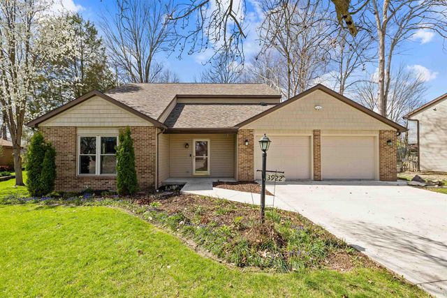 3922 Scarborough Drive, New Haven, IN 46774