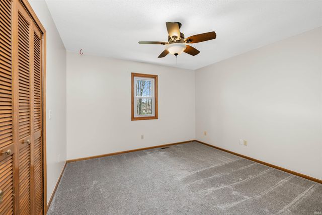 3922 Scarborough Drive, New Haven, IN 46774