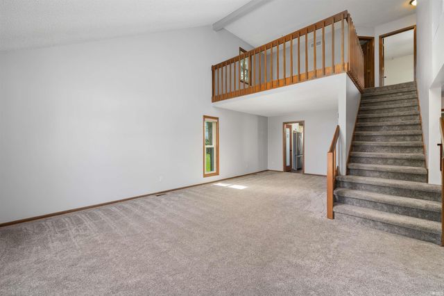 3922 Scarborough Drive, New Haven, IN 46774