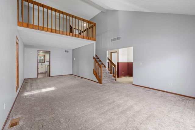 3922 Scarborough Drive, New Haven, IN 46774