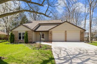 3922 Scarborough Drive, New Haven, IN 46774