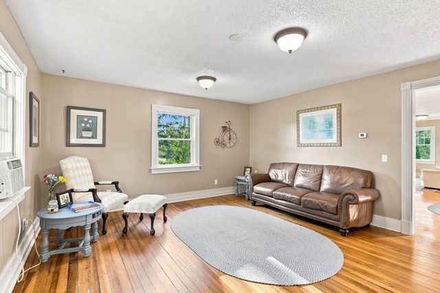 6975 Quartz Avenue, Mayer, MN 55360