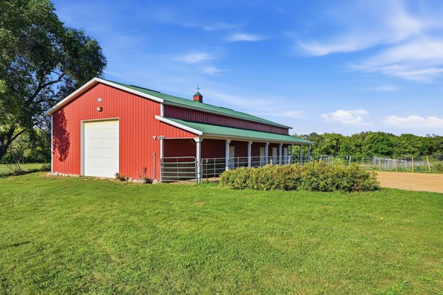 6975 Quartz Avenue, Mayer, MN 55360