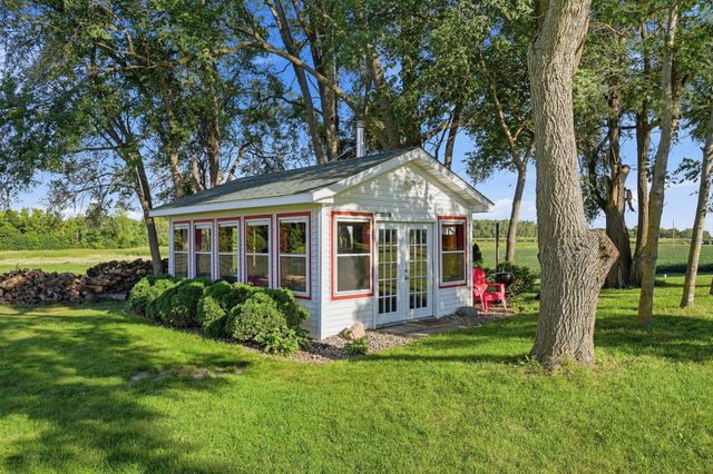 6975 Quartz Avenue, Mayer, MN 55360