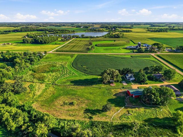6975 Quartz Avenue, Mayer, MN 55360