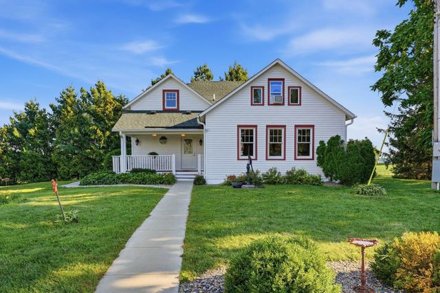6975 Quartz Avenue, Mayer, MN 55360