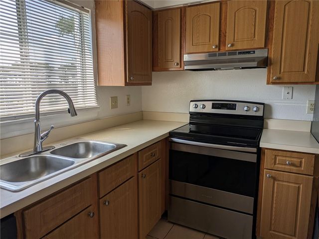 4269 S SEMORAN BOULEVARD 1, Orlando, FL 32822