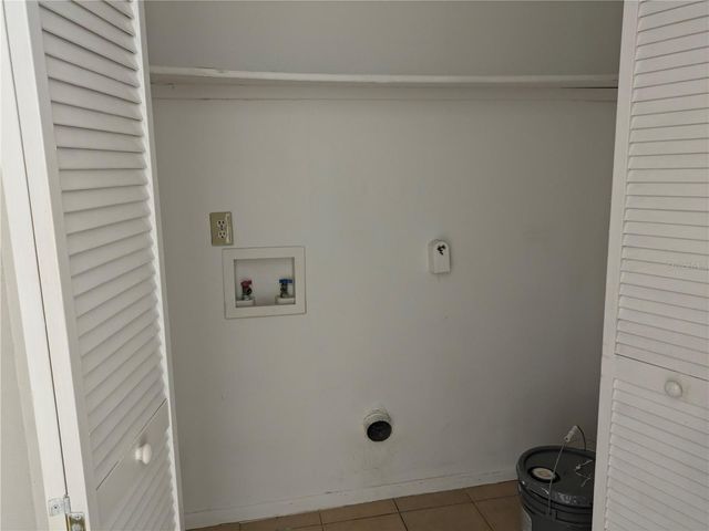 4269 S SEMORAN BOULEVARD 1, Orlando, FL 32822