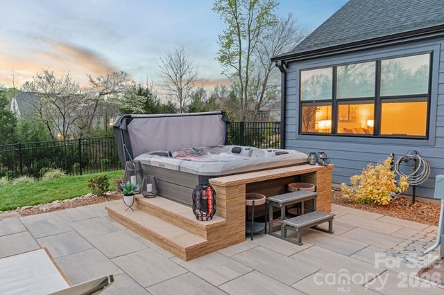 13940 Roosevelt Grove Drive, Huntersville, NC 28078