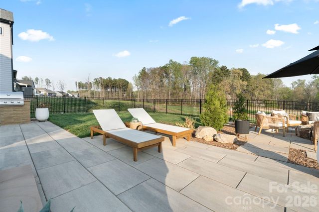 13940 Roosevelt Grove Drive, Huntersville, NC 28078