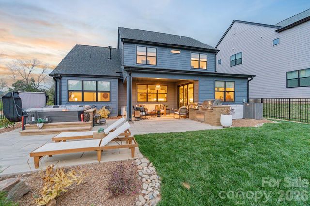 13940 Roosevelt Grove Drive, Huntersville, NC 28078