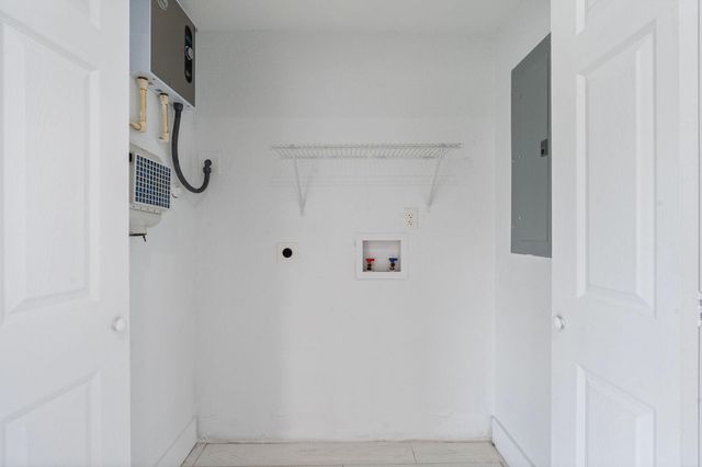 1104 Grandview Circle, Royal Palm Beach, FL 33411