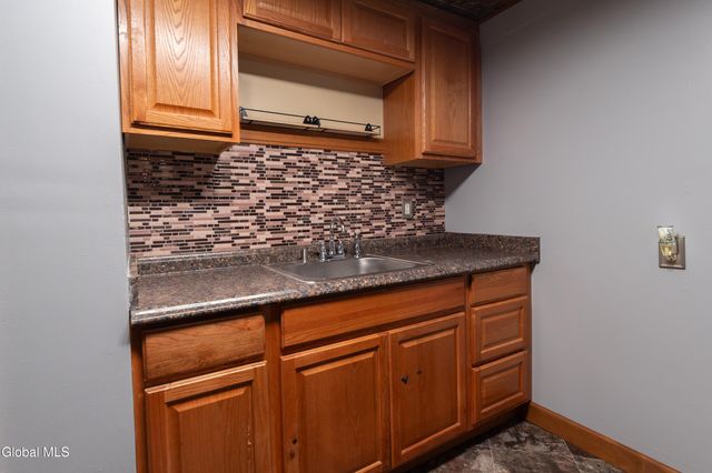 99 Woodlawn Avenue A, Saratoga Springs, Inside, NY 12866