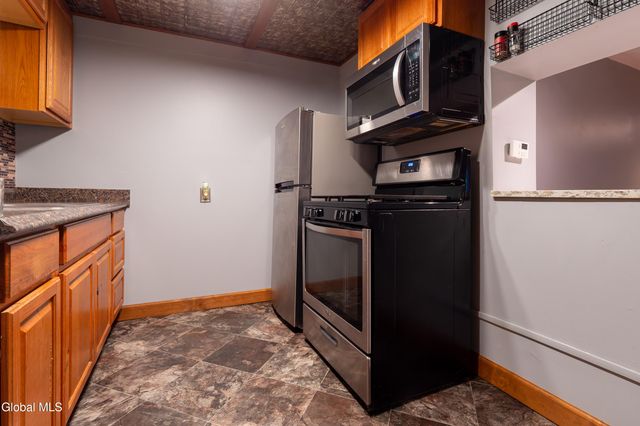 99 Woodlawn Avenue A, Saratoga Springs, Inside, NY 12866