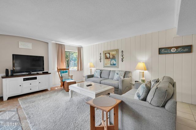 10 Lighthouse Rd Apt 430, Hilton Head Island, SC 29928