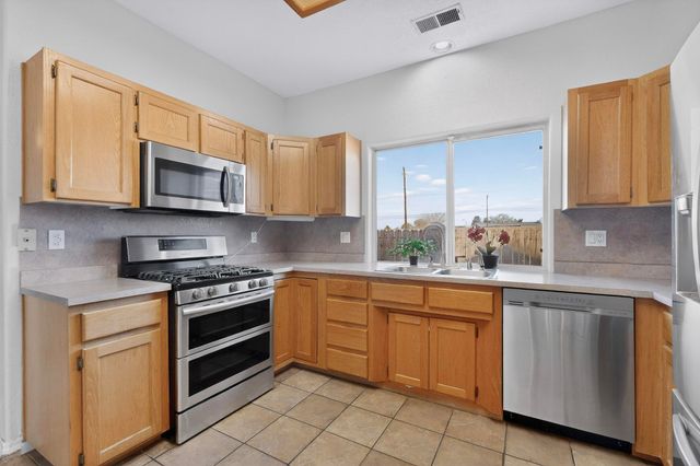7201 Natalie Janae Lane NE, Albuquerque, NM 87109