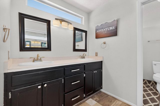 7201 Natalie Janae Lane NE, Albuquerque, NM 87109