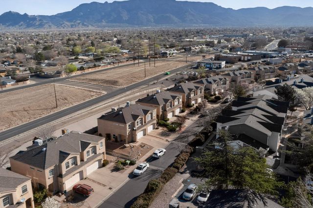 7201 Natalie Janae Lane NE, Albuquerque, NM 87109