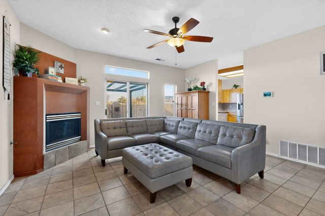 7201 Natalie Janae Lane NE, Albuquerque, NM 87109