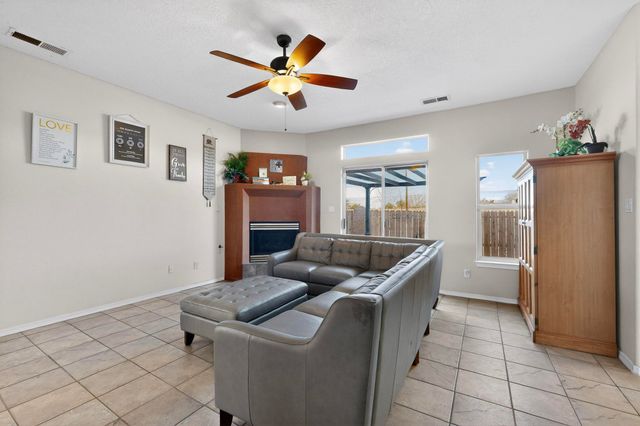 7201 Natalie Janae Lane NE, Albuquerque, NM 87109