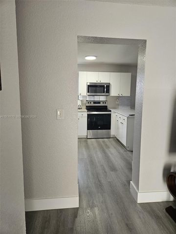 4221 NW 169th Ter, Miami Gardens, FL 33055