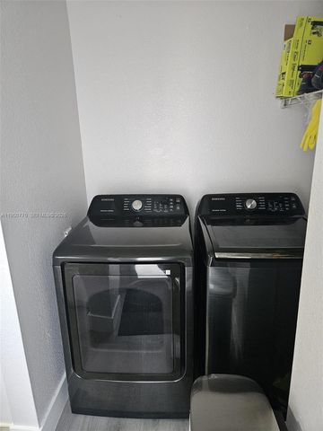 4221 NW 169th Ter, Miami Gardens, FL 33055