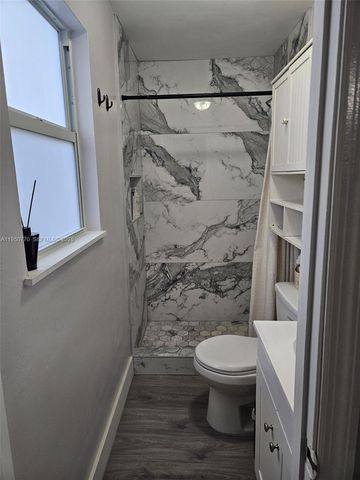 4221 NW 169th Ter, Miami Gardens, FL 33055