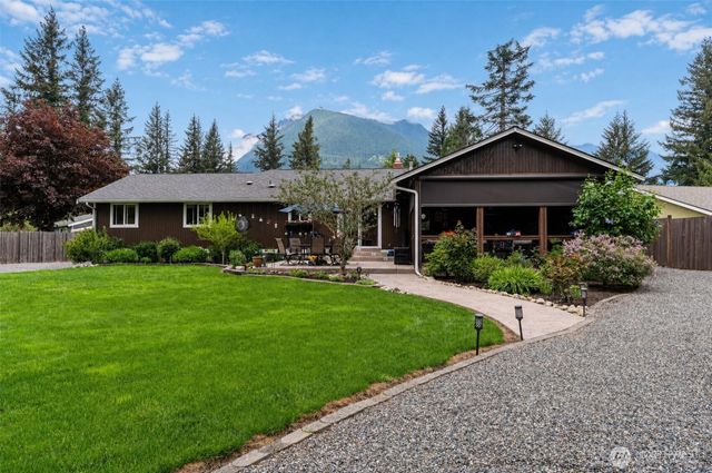 13634 439th Avenue SE, North Bend, WA 98045
