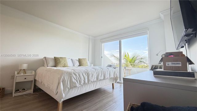 155 Ocean Lane Drive 702, Key Biscayne, FL 33149