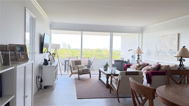 155 Ocean Lane Drive 702, Key Biscayne, FL 33149