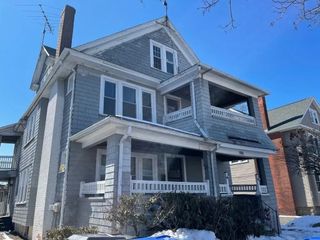 910-912 Belmont Ave, Springfield, MA 01108