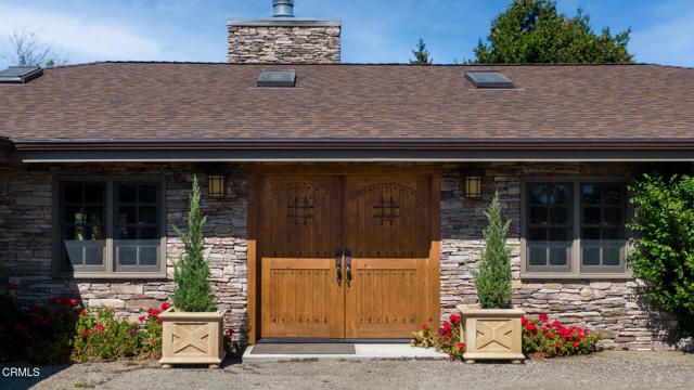 2591 Deer Hill Lane, Solvang, CA 93463