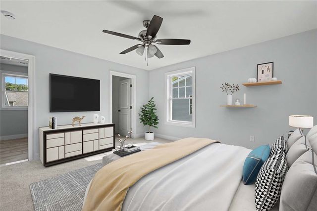 42 Vespia Lane, South Kingstown, RI 02879