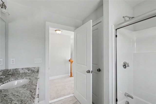 42 Vespia Lane, South Kingstown, RI 02879
