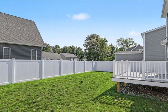 42 Vespia Lane, South Kingstown, RI 02879