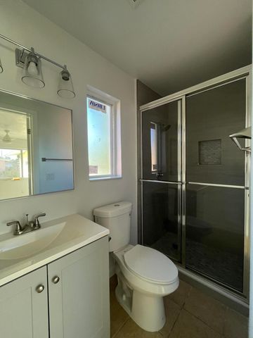 320 W Blue Heron Boulevard 2, Riviera Beach, FL 33404