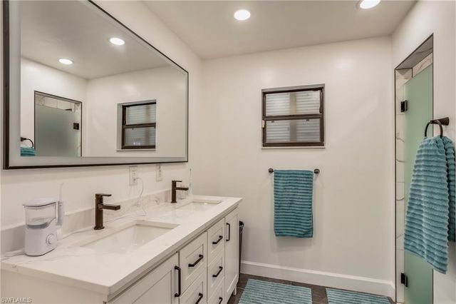 1209 SE 19th ST, Cape Coral, FL 33990