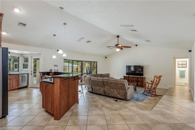 1209 SE 19th ST, Cape Coral, FL 33990