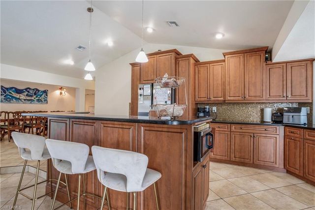 1209 SE 19th ST, Cape Coral, FL 33990