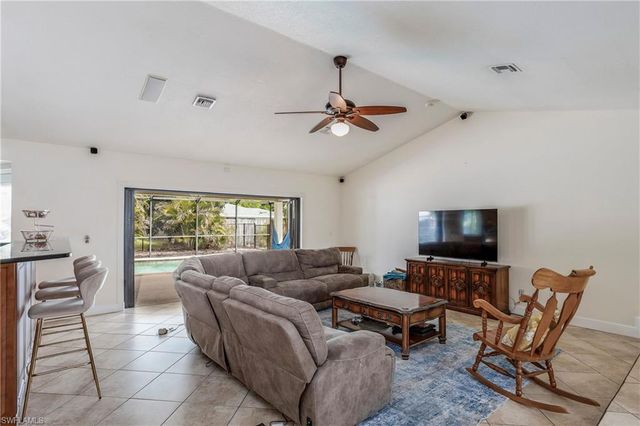 1209 SE 19th ST, Cape Coral, FL 33990