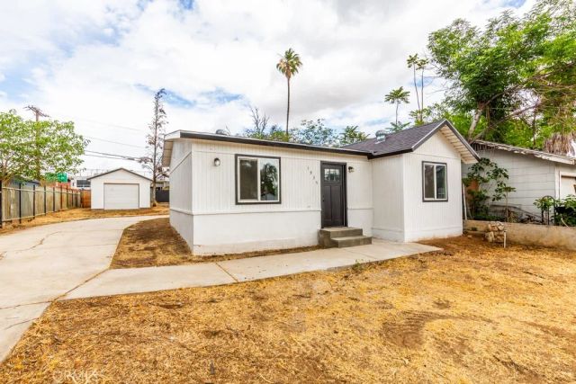 1935 Spring Garden, Riverside, CA 92507