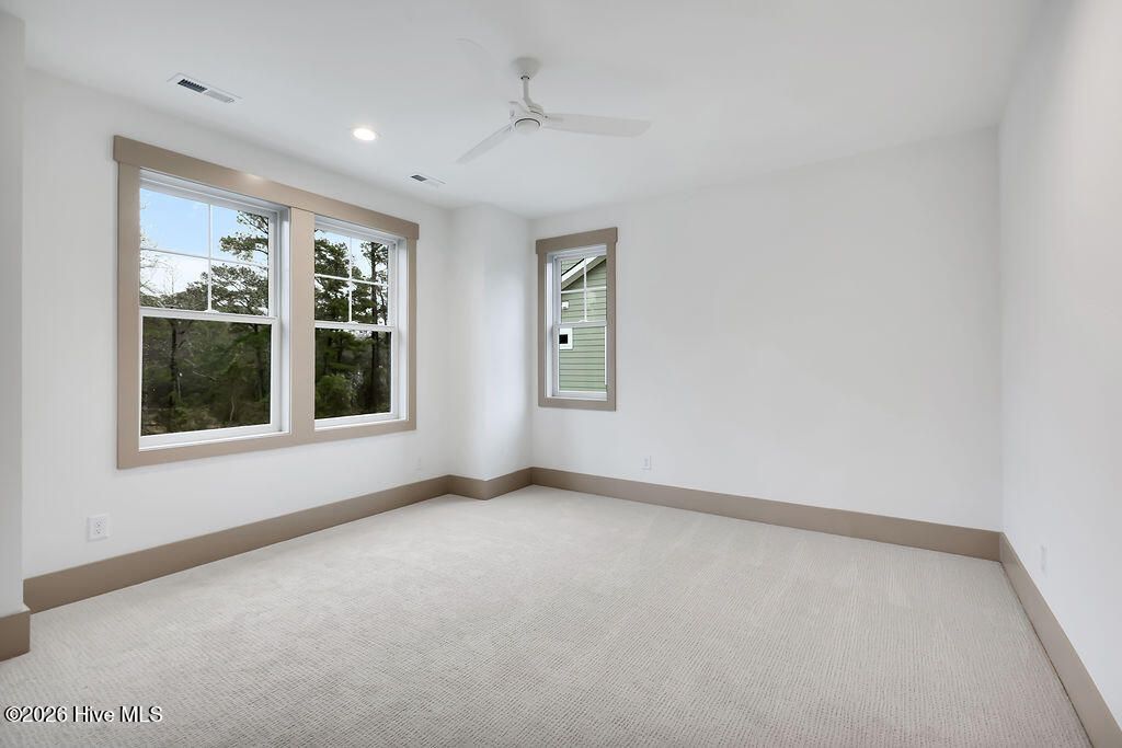 Image 33 of property listing at 7261 Winding Marsh Court, Wilmington, NC 28411